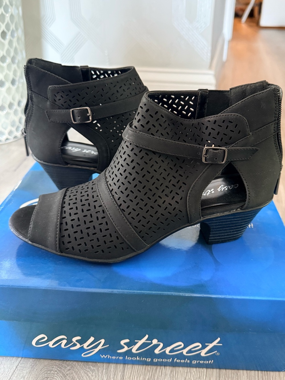 Easy Street Carrigan Black Perforated Open Toed Booties size 8